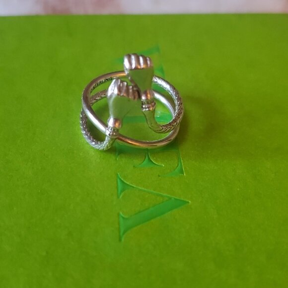Jewelry - Sterling Silver West Indies ring